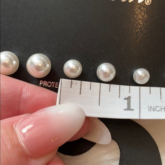 New without tags wet seal earrings - Picture 13 of 14